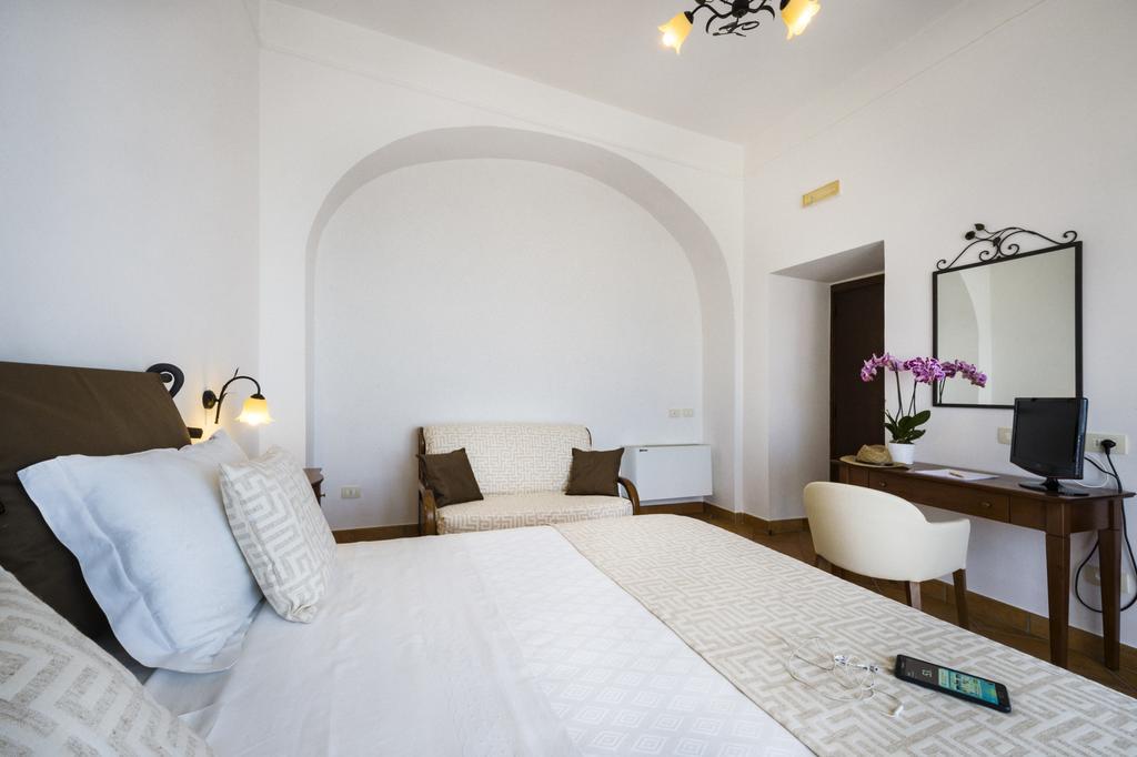 Agriturismo Antico Casale Colli Di San Pietro Piano di Sorrento Exterior foto